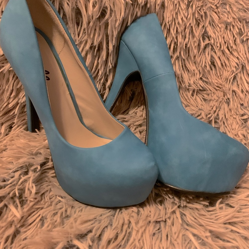 Heels puzzle size 7